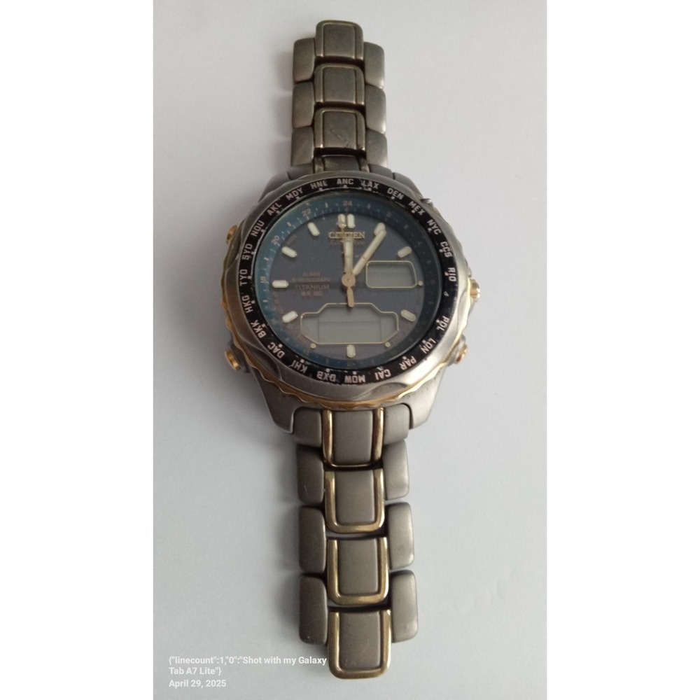 Citizen Alarm Chronograph Titanium‎ WR100 World Time Watch